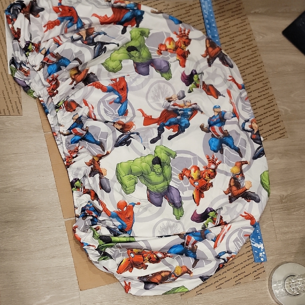 Marvel Superhero Bedding Sheets - Multicolor